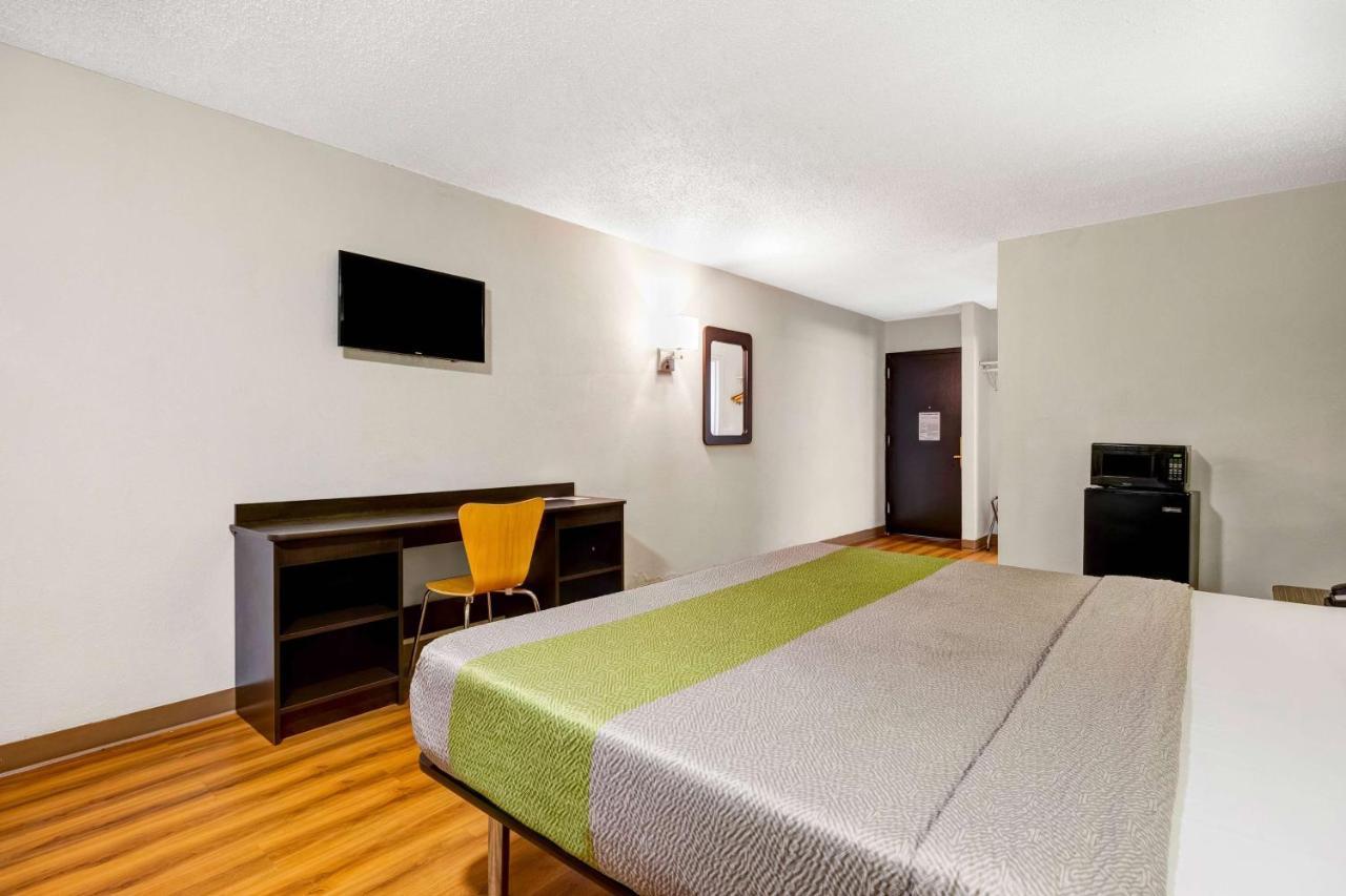 Hotel 6 In 2*