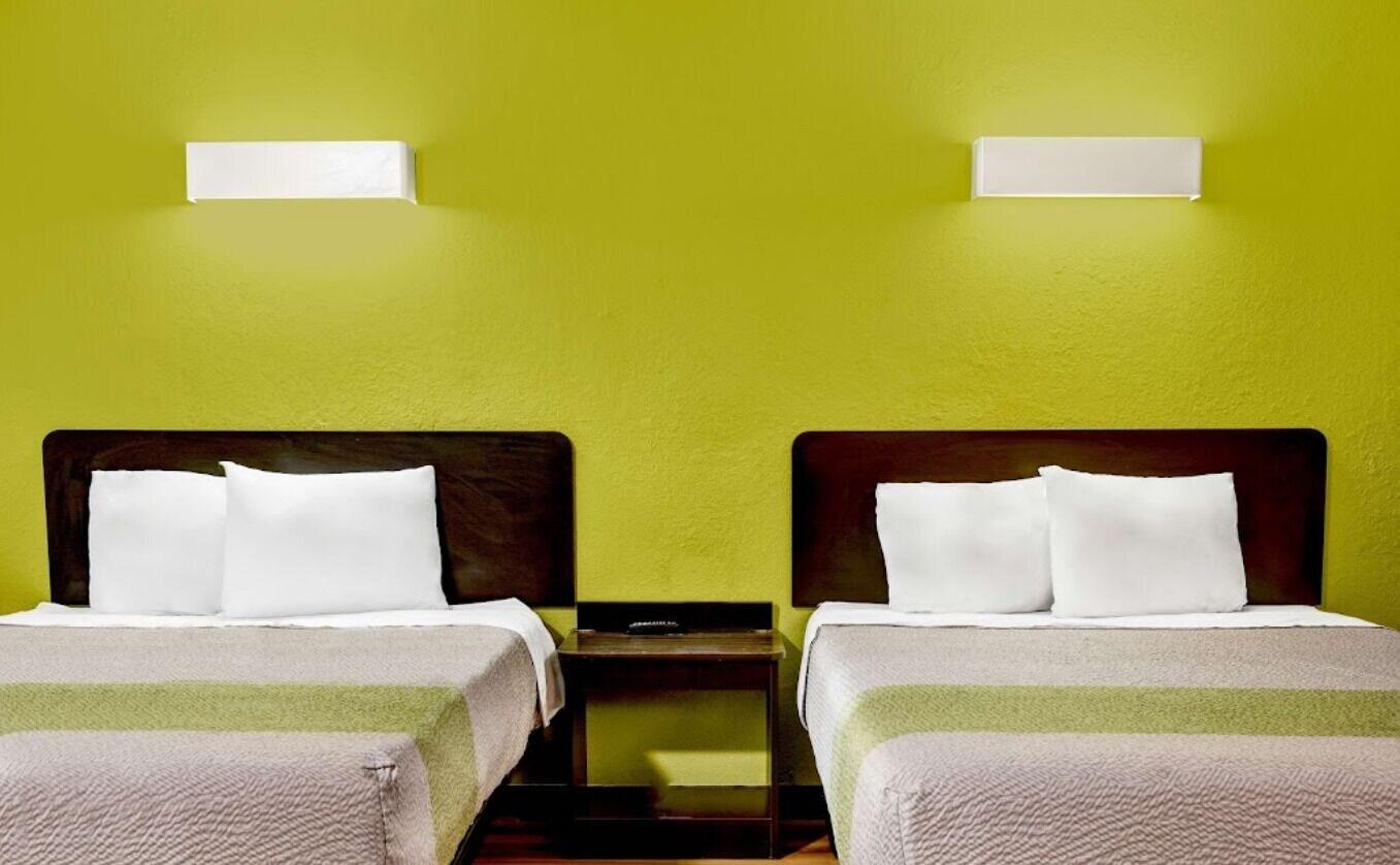 Hotel 6 In Indianapolis