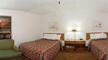 Hotel 6 In Indianapolis